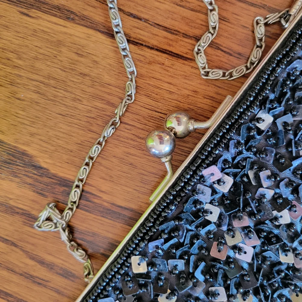 GUC ~ Nicole Lee Black Beaded Bag ~ Sparkly ~ Retro Vibe ~ Very Pretty!